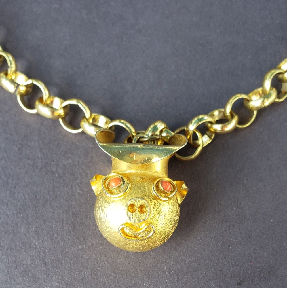 Lucky pig pendant necklace